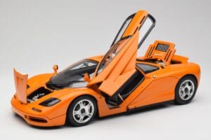 McLaren F1 Orange Minichamps 1:12 530133131 Diecast — photo 2 of 9