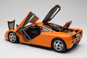McLaren F1 Orange Minichamps 1:12 530133131 Diecast — photo 6 of 9