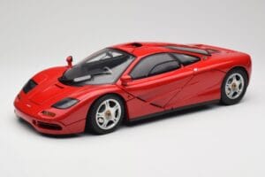 McLaren F1 Red Minichamps 1:12 530133125 Diecast