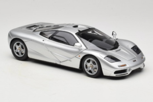 McLaren F1 Silver LCD 1:18 LCD18014-SI Diecast — photo 6 of 8