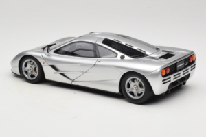 McLaren F1 Silver LCD 1:18 LCD18014-SI Diecast — photo 7 of 8