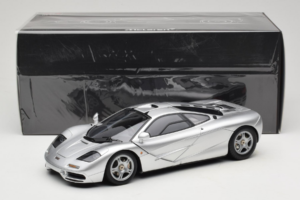 McLaren F1 Silver LCD 1:18 LCD18014-SI Diecast — photo 8 of 8