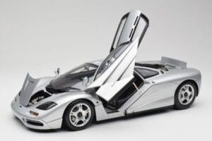 McLaren F1 Silver Minichamps 1:12 530133129 Diecast — photo 2 of 8