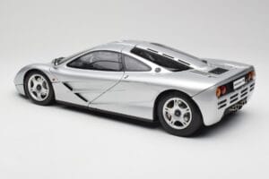 McLaren F1 Silver Minichamps 1:12 530133129 Diecast — photo 7 of 8