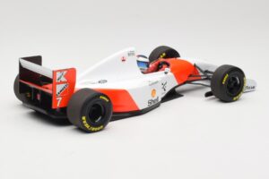 McLaren Ford MP4/8 #7 M. Hakkinen 1993 Minichamps 1:18 530931837 Diecast — photo 2 of 6
