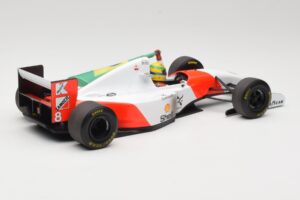 McLaren MP4/8 Ford #8 A. Senna Winner Australian GP 1993 Minichamps 1:18 540933838 Diecast — photo 2 of 7