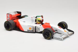 McLaren MP4/8 Ford #8 A. Senna Winner Australian GP 1993 Minichamps 1:18 540933838 Diecast — photo 5 of 7