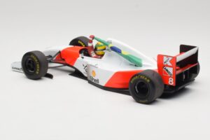 McLaren MP4/8 Ford #8 A. Senna Winner Australian GP 1993 Minichamps 1:18 540933838 Diecast — photo 6 of 7
