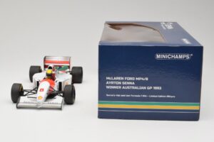 McLaren MP4/8 Ford #8 A. Senna Winner Australian GP 1993 Minichamps 1:18 540933838 Diecast — photo 7 of 7