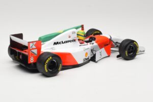 McLaren MP4/8 Ford #8 A. Senna Winner European GP Donington 1993 Minichamps 1:18 540931848 Diecast — photo 2 of 6