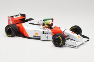 McLaren MP4/8 Ford #8 A. Senna Winner European GP Donington 1993 Minichamps 1:18 540931848 Diecast — photo 4 of 6