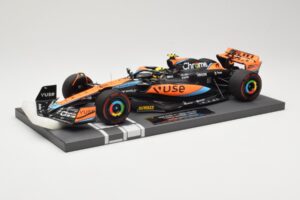 McLaren MCL60 #4 L. Norris F1 2023 Minichamps 1:18 537231804 Diecast — photo 2 of 6