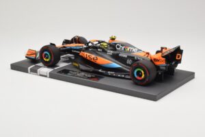 McLaren MCL60 #4 L. Norris F1 2023 Minichamps 1:18 537231804 Diecast — photo 5 of 6