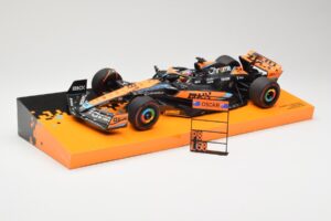 McLaren MCL60 #81 O. Piastri Australian GP 2023 Minichamps 1:18 533231881 Diecast — photo 2 of 5