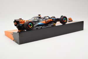 McLaren MCL60 #81 O. Piastri Australian GP 2023 Minichamps 1:18 533231881 Diecast — photo 3 of 5