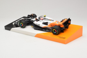 McLaren MCL60 #4 L. Norris McLaren F1 Team Monaco Grand Prix 2023 Minichamps 1:18 533232504 Resin — photo 5 of 7