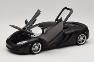 McLaren MP4-12C Matt Black Minichamps 1:18 110133021 Diecast — photo 2 of 8