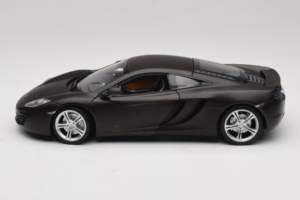 McLaren MP4-12C Matt Black Minichamps 1:18 110133021 Diecast — photo 4 of 8