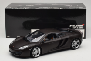 McLaren MP4-12C Matt Black Minichamps 1:18 110133021 Diecast — photo 8 of 8