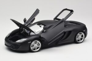 McLaren MP4-12C Matt Satellite Grey Minichamps 1:18 110133024 Diecast — photo 2 of 8