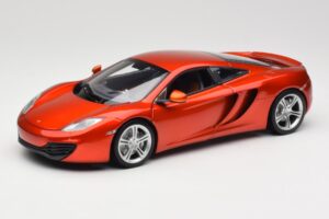 McLaren MP4-12C Orange Metallic Minichamps 1:18 110133020 Diecast