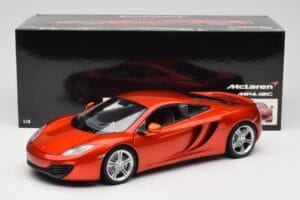 McLaren MP4-12C Orange Metallic Minichamps 1:18 110133020 Diecast — photo 8 of 8