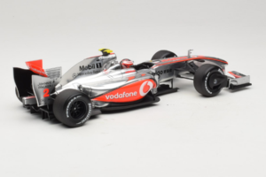 McLaren MP4-24 Mercedes #2 H. Kovalainen F1 2009 Dealer Edition Minichamps 1:18 B66960041 Diecast — photo 2 of 7