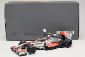 McLaren MP4-24 Mercedes #2 H. Kovalainen F1 2009 Dealer Edition Minichamps 1:18 B66960041 Diecast — photo 6 of 7