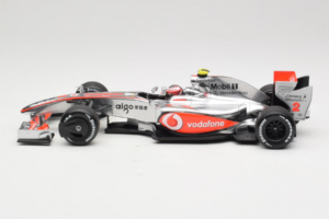 McLaren MP4-24 Mercedes #2 H. Kovalainen F1 2009 Minichamps 1:18 503091802 Diecast — photo 3 of 7