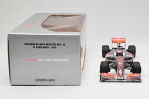 McLaren MP4-24 Mercedes #2 H. Kovalainen F1 2009 Minichamps 1:18 503091802 Diecast — photo 6 of 7