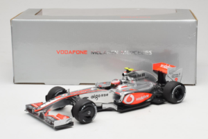 McLaren MP4-24 Mercedes #2 H. Kovalainen F1 2009 Minichamps 1:18 503091802 Diecast — photo 7 of 7