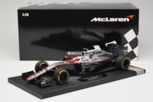 McLaren MP4-30 Honda #22 J. Button McLaren Honda F1 Team Australian Grand Prix 2015 Minichamps 1:18 537151822 Diecast — photo 7 of 7