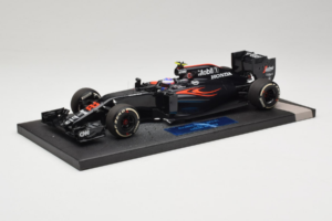 McLaren MP4-31 Honda #22 J. Button McLaren Honda F1 Team Chinese Grand Prix 2016 Minichamps 1:18 537161822 Diecast — photo 2 of 7