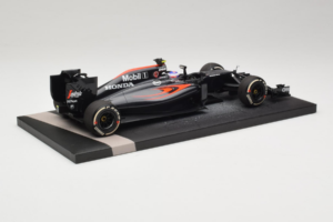 McLaren MP4-31 Honda #22 J. Button McLaren Honda F1 Team Chinese Grand Prix 2016 Minichamps 1:18 537161822 Diecast — photo 3 of 7