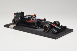 McLaren MP4-31 Honda #22 J. Button McLaren Honda F1 Team Chinese Grand Prix 2016 Minichamps 1:18 537161822 Diecast — photo 4 of 7