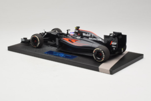 McLaren MP4-31 Honda #22 J. Button McLaren Honda F1 Team Chinese Grand Prix 2016 Minichamps 1:18 537161822 Diecast — photo 5 of 7