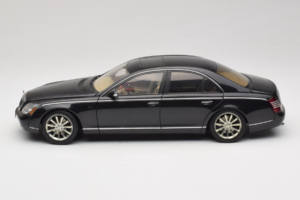Maybach 57S Black AUTOart 1:18 76156 Diecast — photo 4 of 7