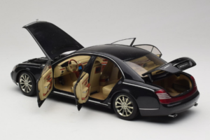 Maybach 57S Black AUTOart 1:18 76156 Diecast — photo 5 of 7