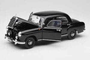 Mercedes 180 W120 Ponton Black Revell 1:18 08973 Diecast — photo 2 of 8