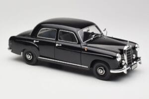 Mercedes 180 W120 Ponton Black Revell 1:18 08973 Diecast — photo 6 of 8