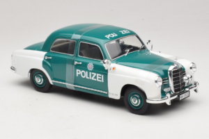 Mercedes 180 Ponton Polizei Revell 1:18 08863 Diecast — photo 4 of 6