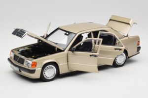 Mercedes 190E W201 2.3-16 Smoke Silver Metallic Norev 1:18 183831 Diecast — photo 2 of 8