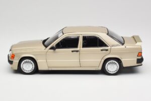 Mercedes 190E W201 2.3-16 Smoke Silver Metallic Norev 1:18 183831 Diecast — photo 4 of 8