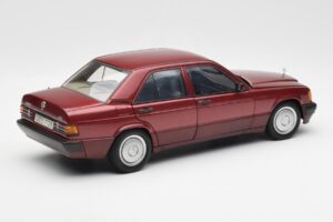 Mercedes 190E W201 2.0 Red Dealer Edition AUTOart 1:18 B66040383 Diecast — photo 3 of 8