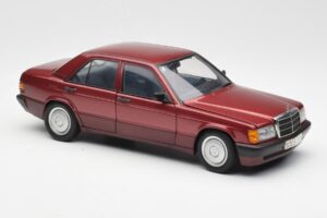 Mercedes 190E W201 2.0 Red Dealer Edition AUTOart 1:18 B66040383 Diecast — photo 6 of 8