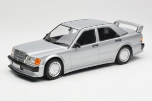 Mercedes 190E 2.5-16 EVO 1 W201 Silver Minichamps 1:18 155036001 Diecast