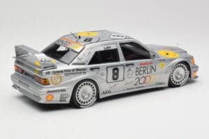 Mercedes 190E 2.5-16 EVO II W201 #8 Zung Fu E. Lohr Guia Race Macau 1992 Minichamps 1:18 155923608 Diecast — photo 3 of 6