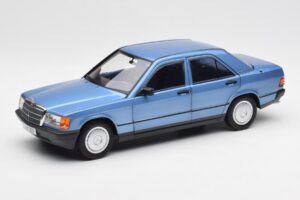 Mercedes 190E W201 Diamond Blue Dealer Edition Norev 1:18 B66040661 Diecast