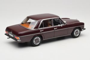 Mercedes 200 W115 Dark Red Brown Norev 1:18 183778 Diecast — photo 3 of 8