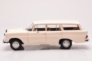 Mercedes 200 Universal W110 Cream Norev 1:18 183709 Diecast — photo 4 of 8